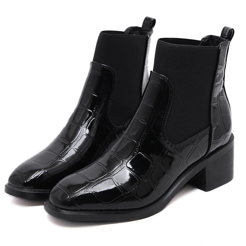 2023 botas nuevas de otoño e invierno estación europea elegante patrón de cocodrilo botas de mujer Chelsea botas cortas gruesas con botas Martin generación