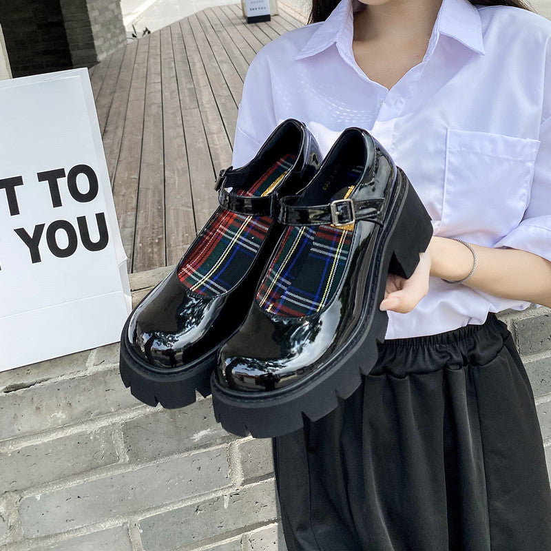 2023 neue dicke untere Mary Zhen Schuhe Damen High Heels japanische JK britische Windrunde Kopfuniform dick mit einzelnen Schuhen Damen Flut