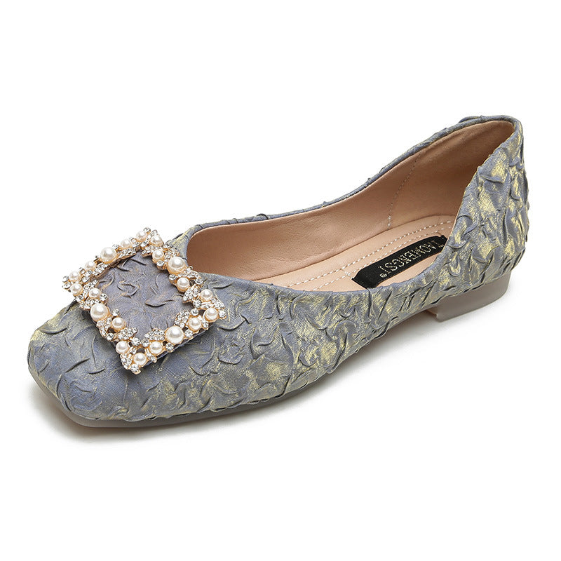 2023 verano nuevas temperaturas hebilla nieve agua taladro presión plisado seda satén horizonte cabeza cuadrada metal zapatos individuales zapatos planos