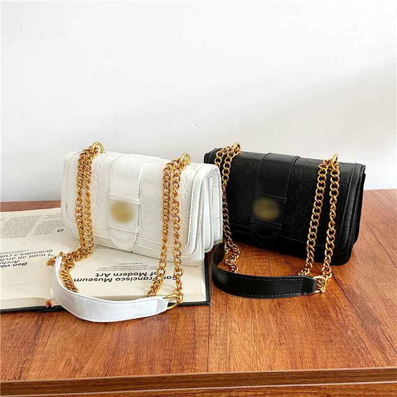 Quality bag female 2023 fashion indentation thick straps small fragrant wind shoulder bag