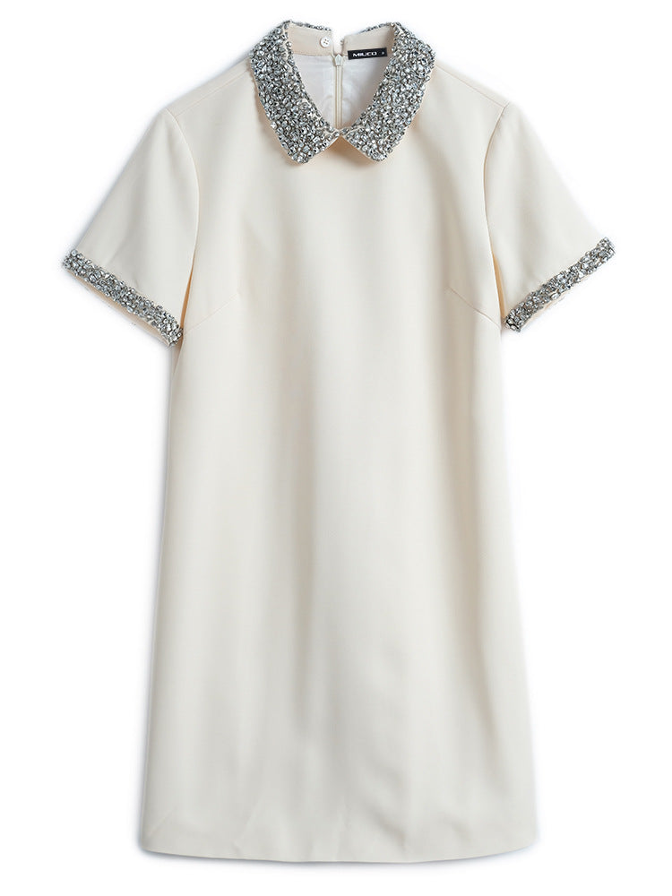 wildes kurzes Kleid weiblich, neu